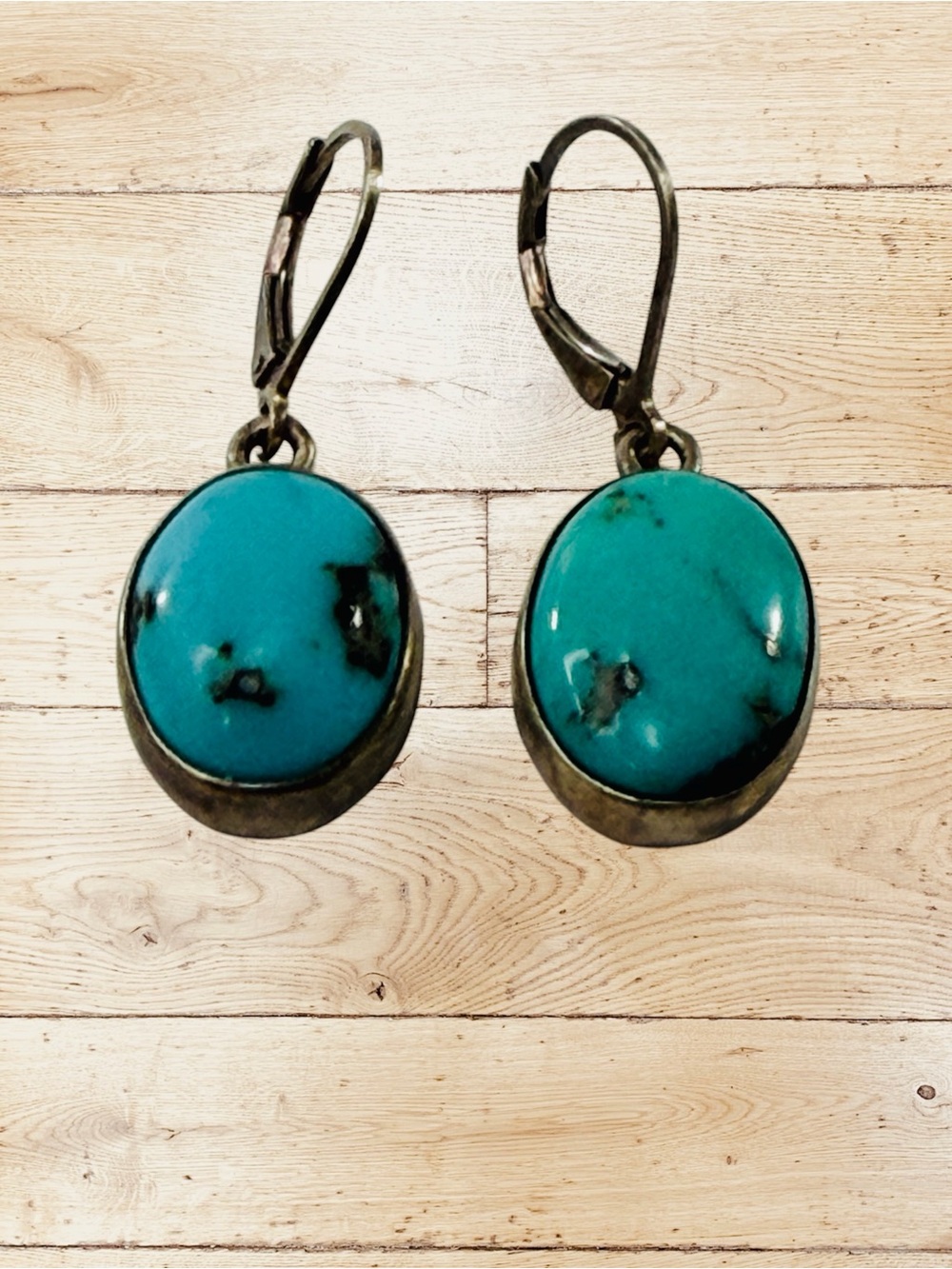Sterling Silver 925 Cabochon Turquoise Oval Earrings Dangle Lever Back Closure